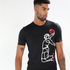Men’s Black Lebron James Tee
